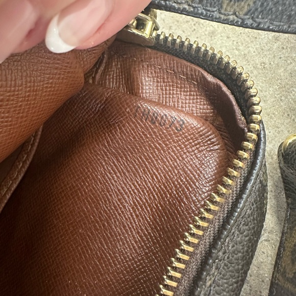 Authentic Louis Vuitton Vintage Amazon Shoulder Cross Body Bag - Vintage- - Picture 6 of 6